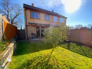 Photo 19- click for photo gallery